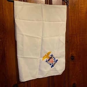 “Navy” insignia scarf, white, polyester